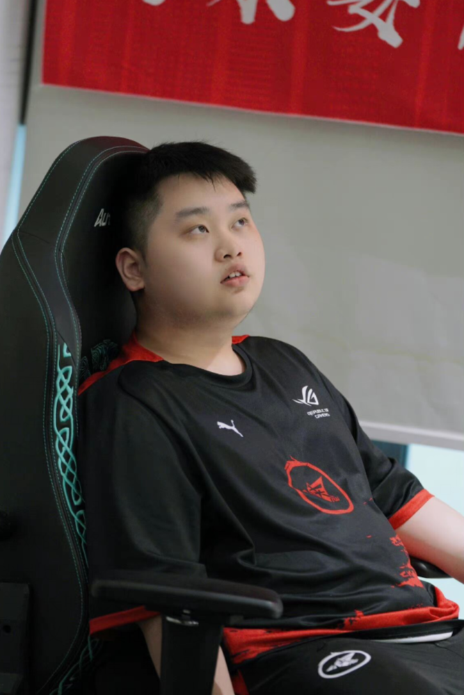 kpl封面观察|连续两场让二追三常规赛次轮大射崛起