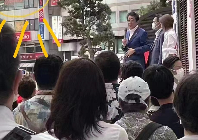 两枪打碎日本政治秩序，安倍遇刺最大受益者，并不是岸田文雄