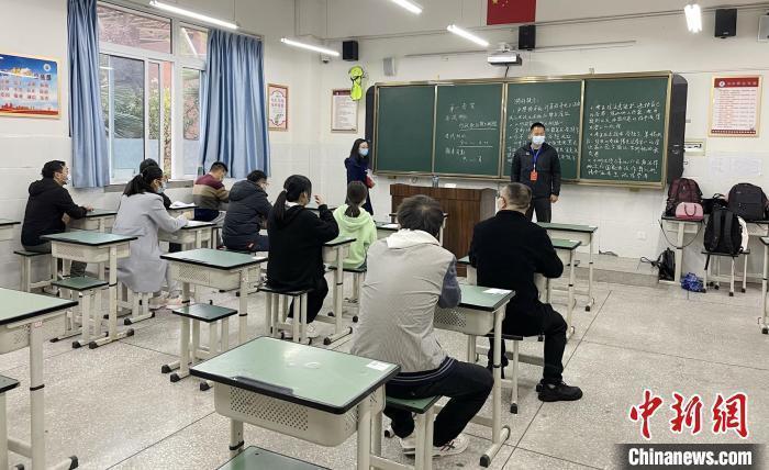 奧密克戎BA.5引發本土疫情，7月以來民航局已熔斷31個入境航班新東方高中語文國家瑋