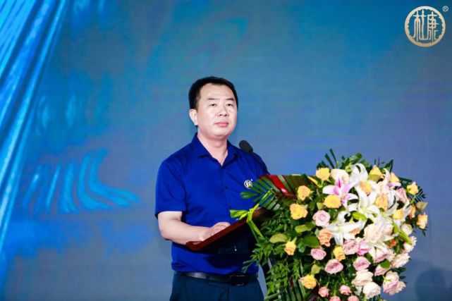 杜康造酒郑州上市肖志雄书写杜康向品牌优质白酒进军的新篇章