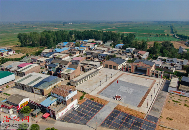 孟津区李庄村整治人居环境描绘乡村生态画卷