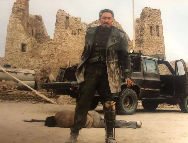 多布杰从冻土里向高天生长