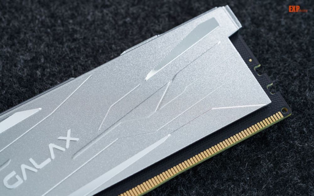 影驰金属大师DDR5内存图赏：高颜值且高性价比