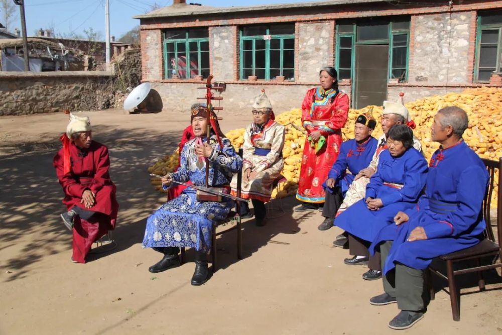 百城百艺非遗名录乌力格尔具有独特少数民族风格和地域特色的综合性