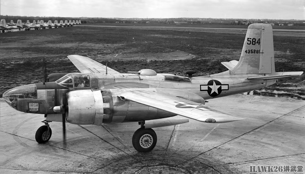 第416轰炸机大队的a-26投下炸弹.