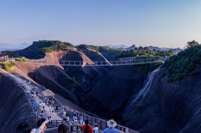 夏日高椅嶺