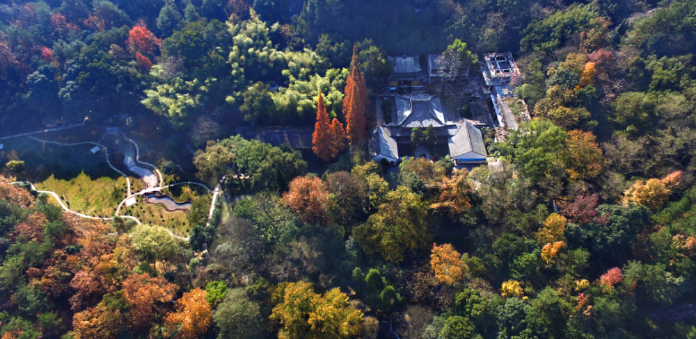 记录南明山历史前进脚步中的印记,丰富南明山景区文化展示馆布展资料