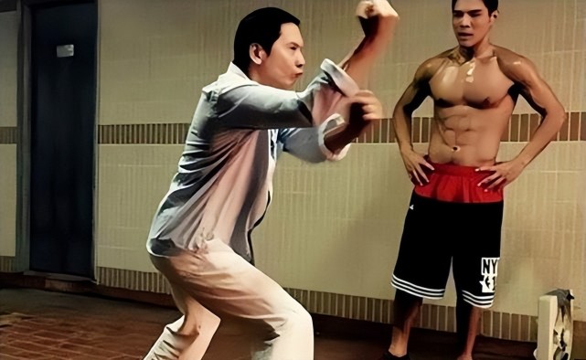向华强为什么会演《赌神》龙五，不仅是因为王晶，还因为家族背景_腾讯新闻