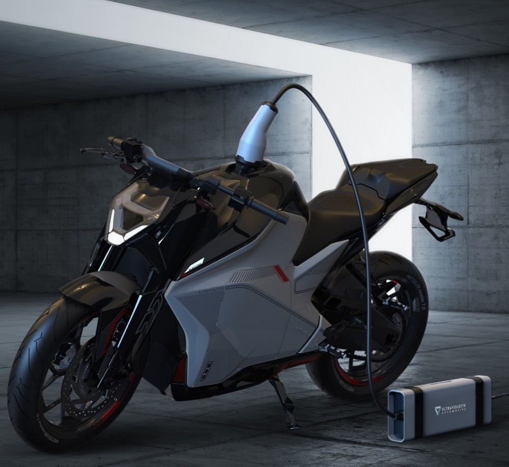 最大扭力450nm的电动街车印度产f77开售价格折合人民币25万