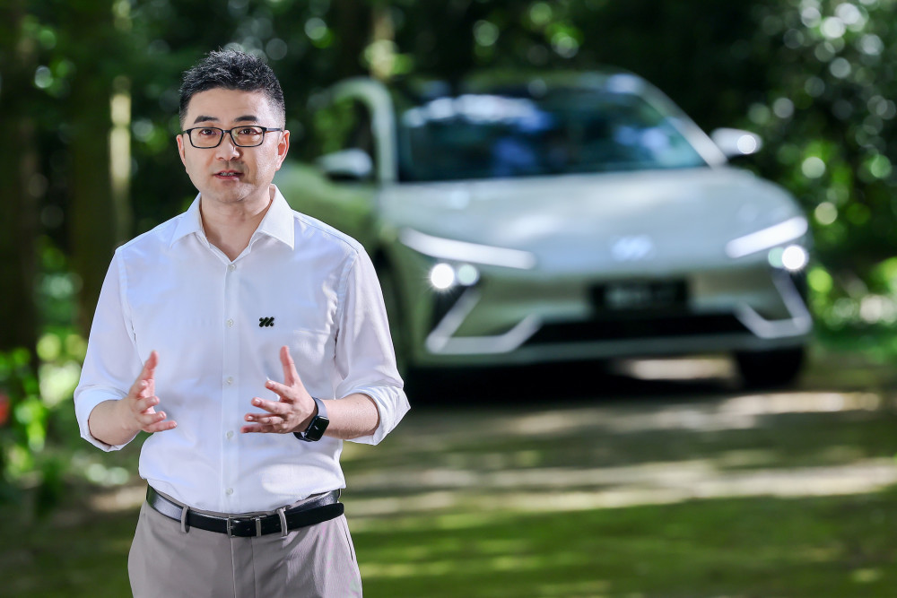配置优化，新增车款，市场萎缩的丰田C-HR该何去何从？