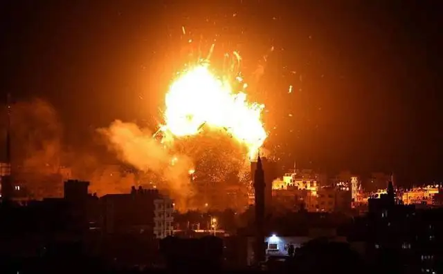 乌军发动猛烈反攻 赫尔松多地传出爆炸声 俄军防卫压力骤增 腾讯新闻