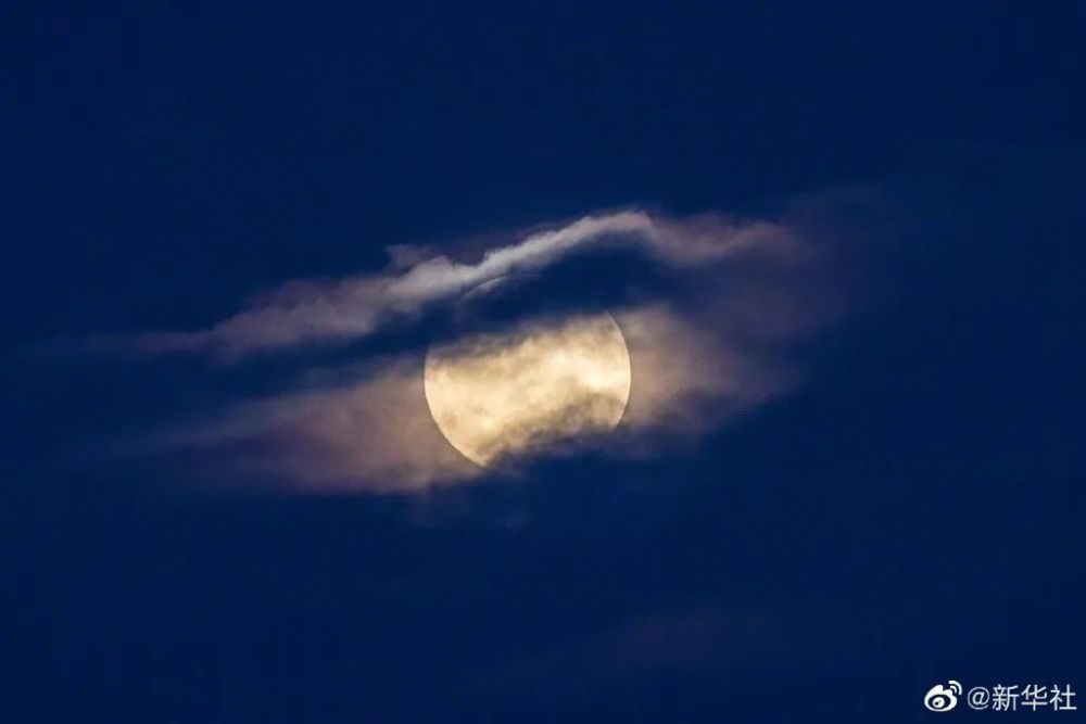 “超级月亮”，果然绝美！