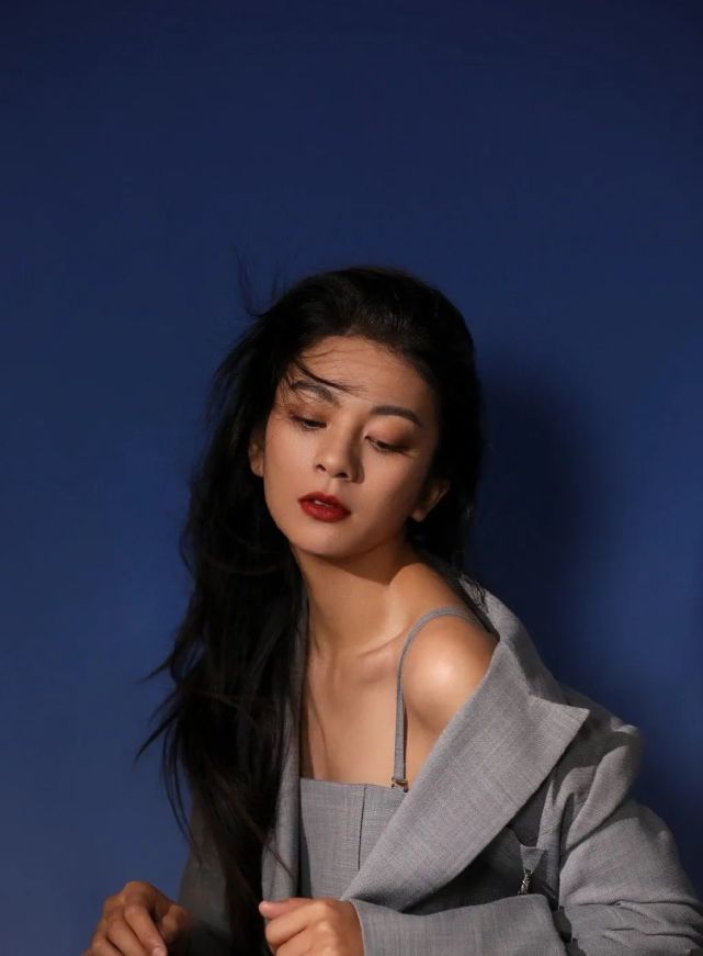 专访《大山的女儿》谈莉娜:化身"黄文秀奉献精神"的传承人_腾讯新闻