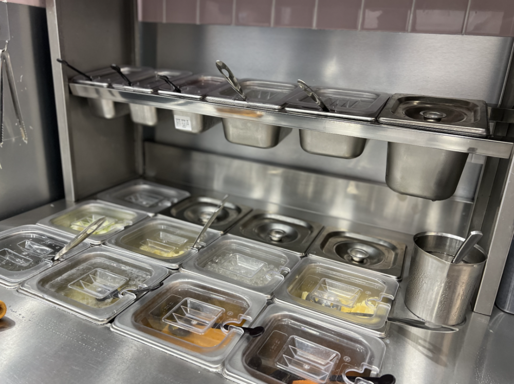 市区多家"网红"奶茶店后厨曝光……你常去的这些店,卫生怎么样?