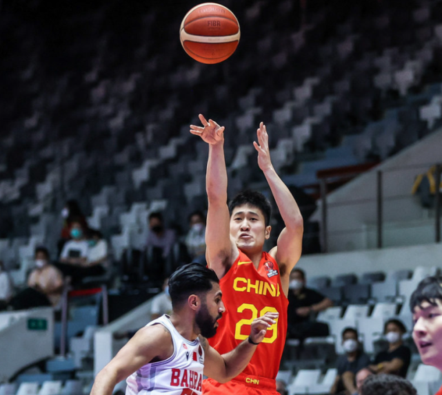 男篮亚洲杯,中国队80-79险胜巴林队