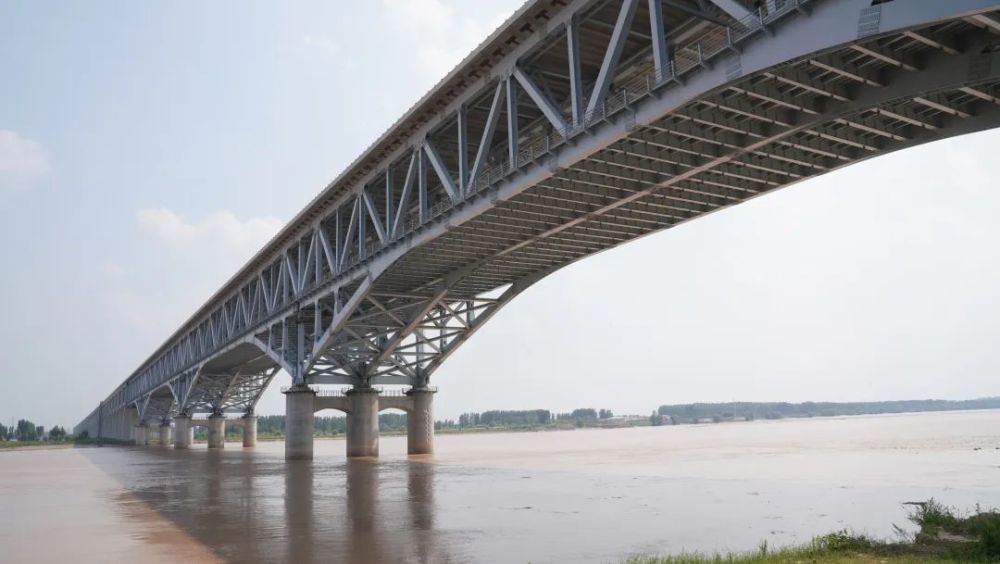 实探郑州万滩黄河公铁大桥:高铁,城际铁路,公路一桥三用