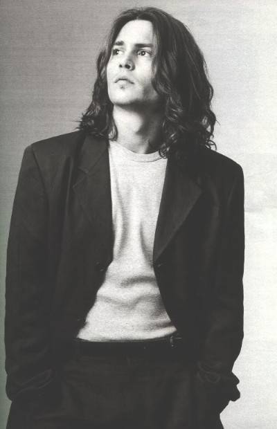 约翰尼99德普5,长相其实只要长得眉清目秀,五官好看留什么发型都