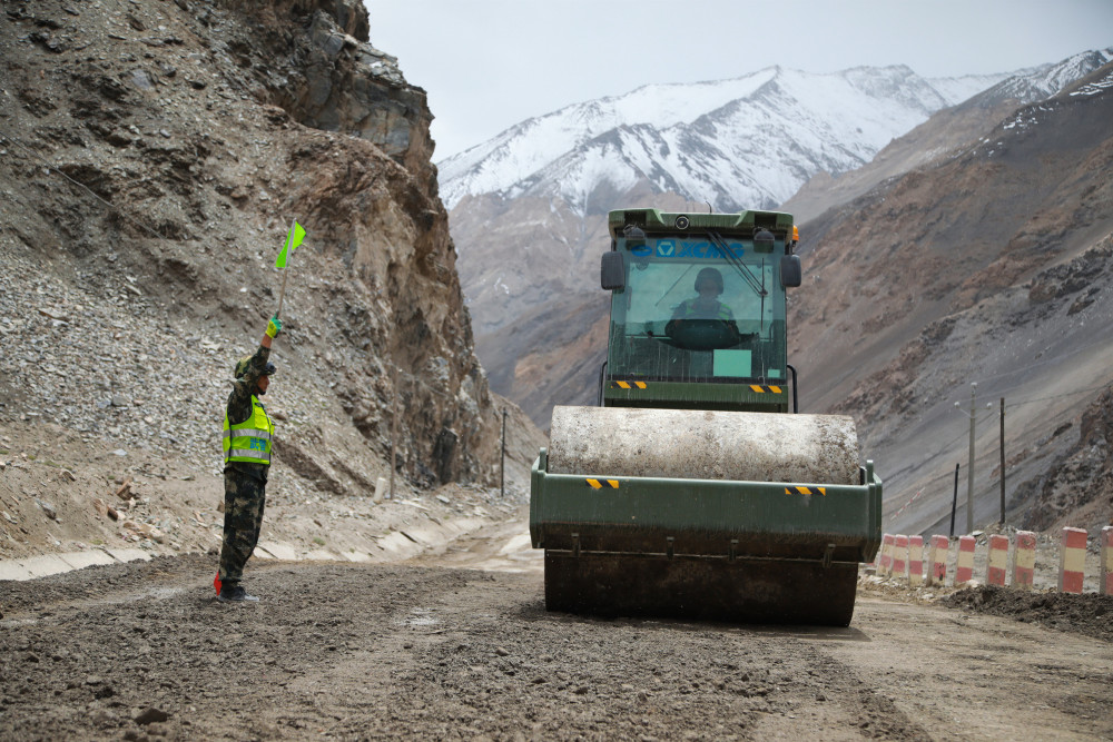 守护新藏公路，他们在就有安全感江西省政府官网2023已更新(哔哩哔哩/微博)