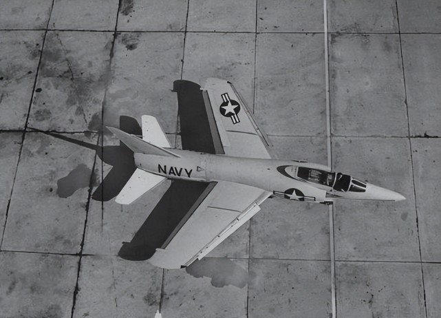 全球最快战斗机之一,f11最大航程6760米,为何服役4年被替换?