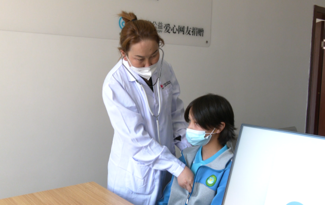 特克斯县首家“博爱校医室”建成揭牌_腾讯新闻