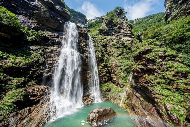 庐山夏天的景色图片