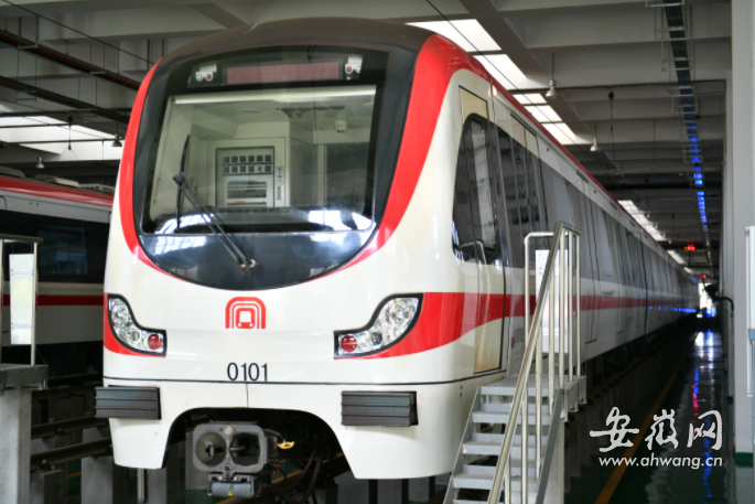 【皖美十年看"第一"】合肥1号线,开启安徽"地铁时代"_腾讯新闻