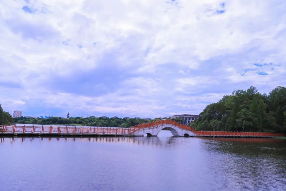 這裡是,龍潭湖公園_騰訊新聞