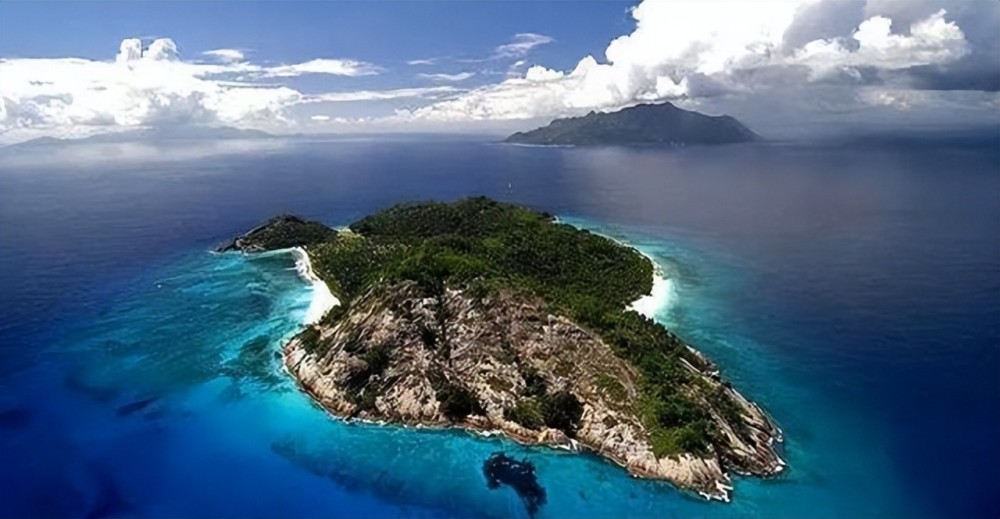 世界上最神秘的島嶼,登島者有去無回,海中荒島為何成為文明禁地_騰訊