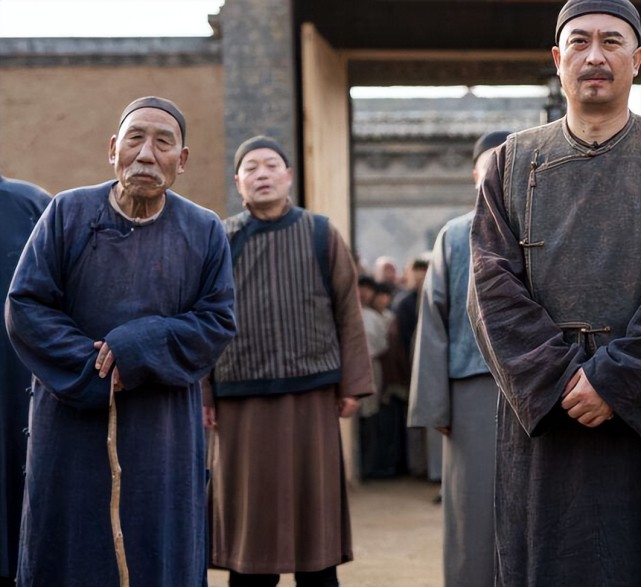 老话说“出了五服就不是一家人”，这五服究竟是几辈人？很多人理解错了_腾讯新闻