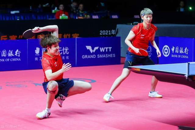 大逆转王炸组合让二追三夺首冠伊藤美诚02落后强势翻盘