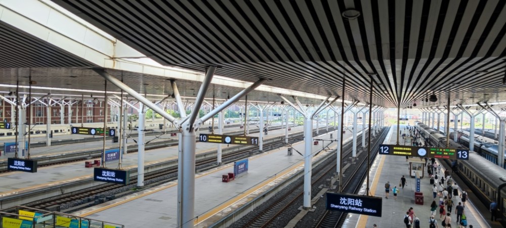 了,地铁早已有之,现在二号线更是再次往南延伸,直达沈阳桃仙国际机场