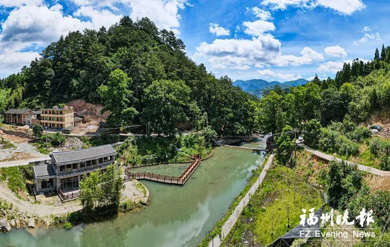 閩侯大湖高速出口下)—縣道115(途徑雪峰寺)—廷坪鄉汶合村良地自然村