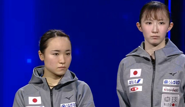 伊藤美诚脸色铁青,丢分朝队友瞪眼 跺脚,孙颖莎乐开花