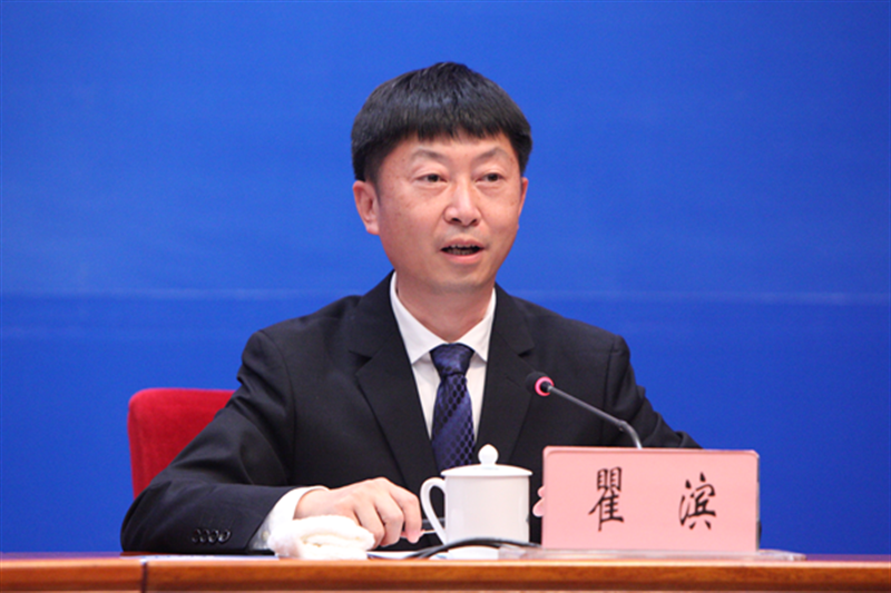 (普洱市人民政府副市长胡剑荣发布新闻 赵嘉 摄)(发布会现场 董殿苗