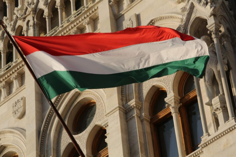 欧盟对俄制裁害惨匈牙利，德国在找涡轮机……