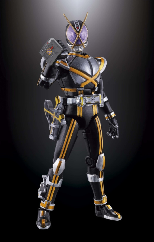 假面骑士555与凯撒食玩装动第1弹酷炫深红电钻变成老实人的巧爷