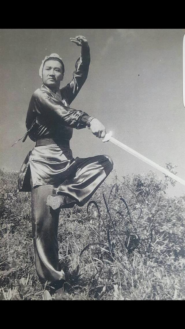 谢贤:香港最后一个老派"花花公子",有钱爱玩,风流不下流