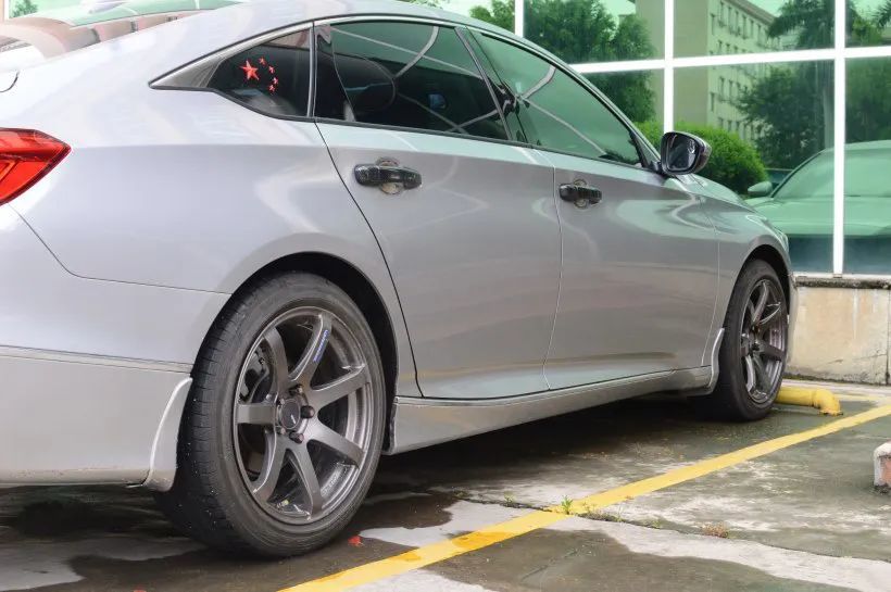 换套轮毂提升颜值和驾控 十代雅阁车主改装轮毂心得分享_腾讯新闻