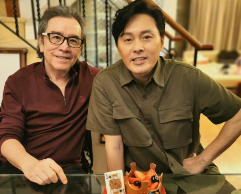 姜大卫率一众家族成员上节目!集体穿皮衣太酷炫,男帅女美好养眼插图4