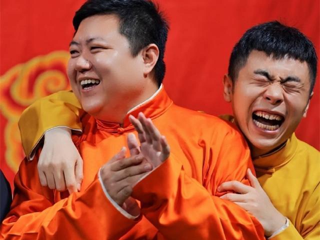 德云社张九南生日,粉丝们在线催营业,网友:爷们好久没有登台了