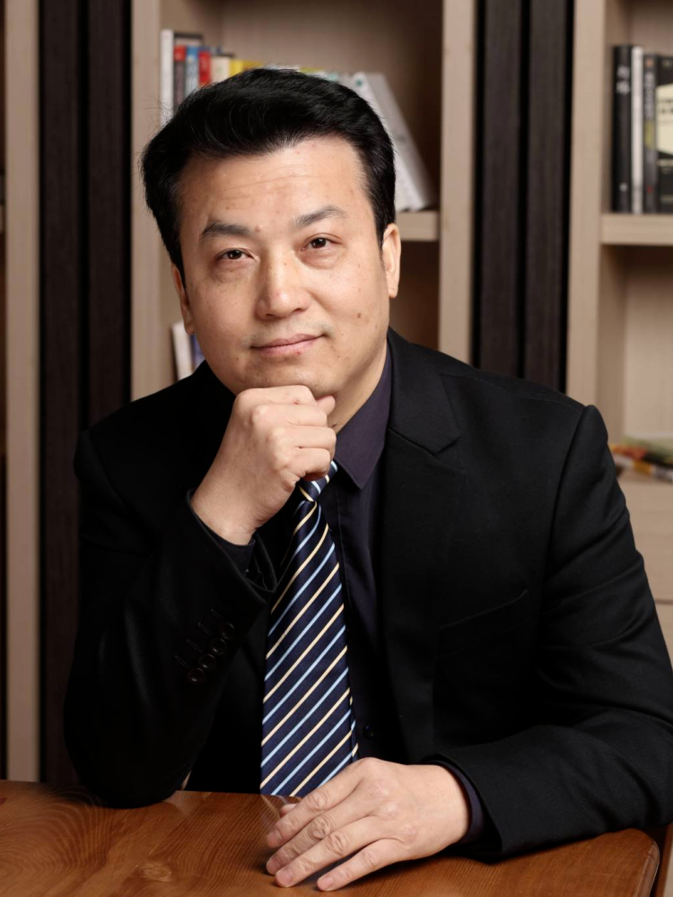 对话一线丨王振华:承君子之风 育学子未来