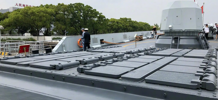 138泰州舰:驶进船厂3月余,就重新归建铁拳支队,未对舰载武器进行升级