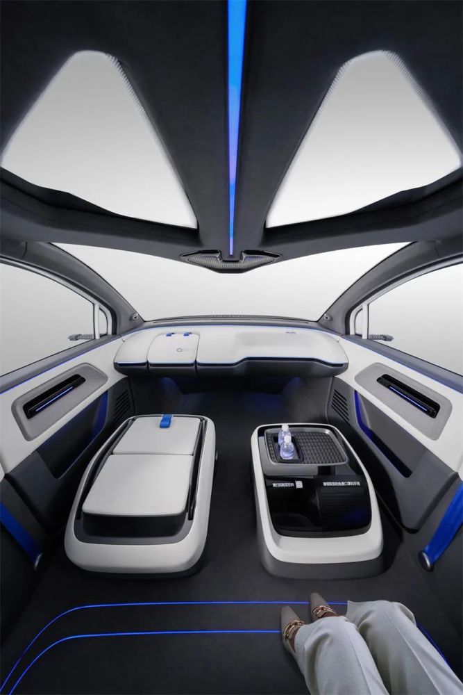 apollort6你好改装无人驾驶车再见