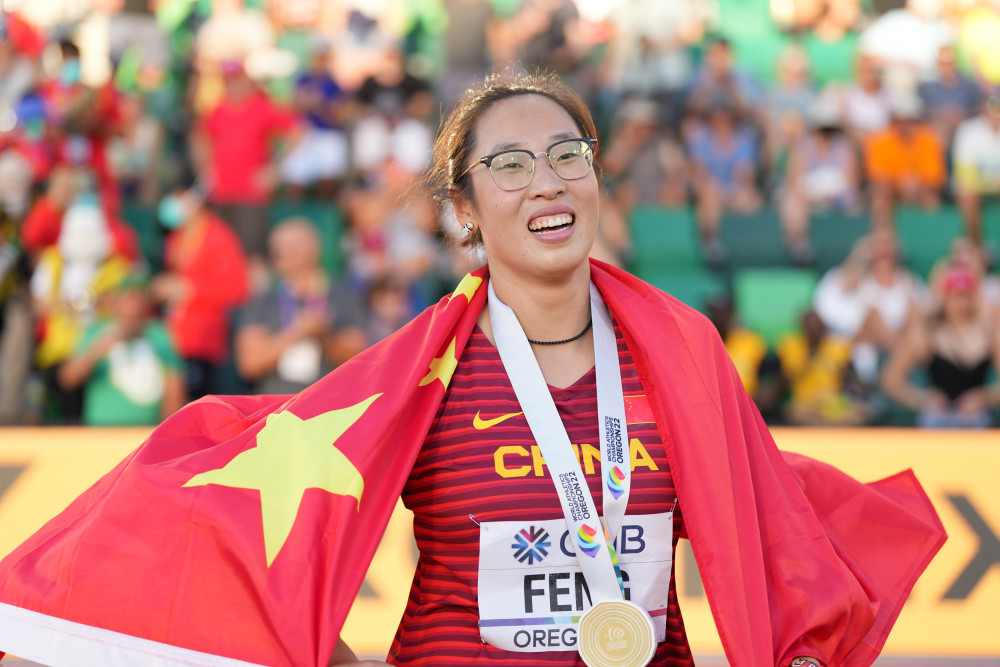 (田径世锦赛)冯彬夺得女子铁饼冠军(5)