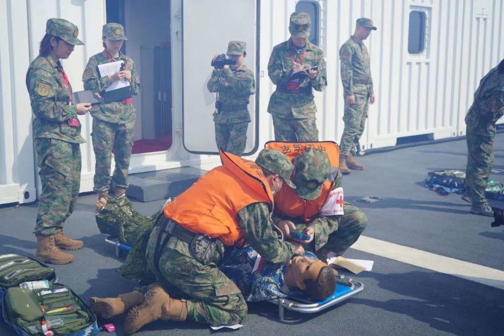 美国一座军事基地风暴中遭雷击，训练场里美军一死九伤富满电子新闻2023已更新(今日/微博)