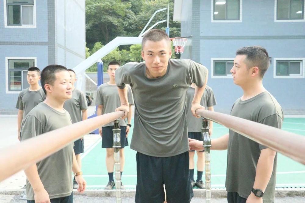 ＂胖五＂王者歸來！長征五號(hào)遙三運(yùn)載火箭發(fā)射成功財(cái)經(jīng)新聞報(bào)道