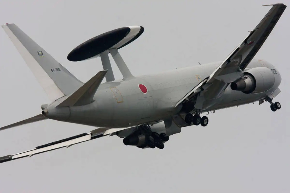 日本E-767模型变成残骸，中国高超音速导弹打飞机，还有更厉害的