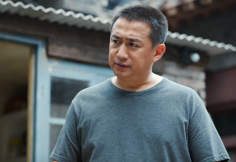 论植入,谁有《张卫国的夏天》这么肆无忌惮?