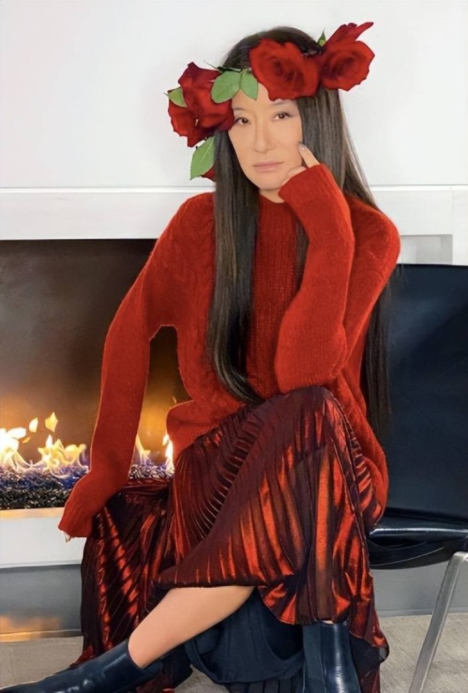 73岁"婚纱女王"王微微太惊艳了,穿衣不俗,举止灵动像17岁少女插图5