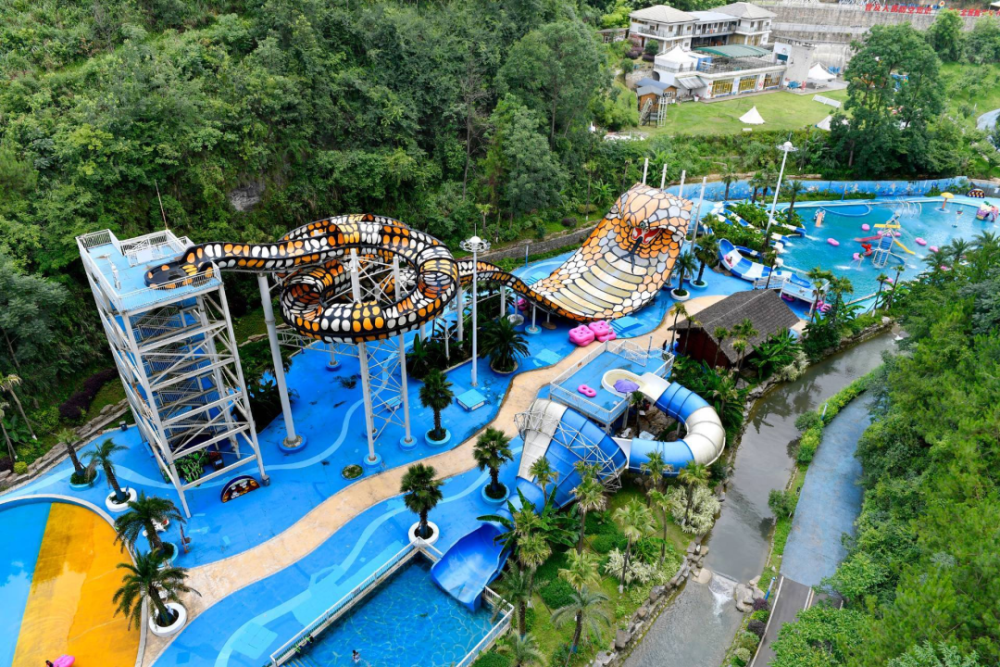 双龙镇银河水世界走,跟着享趣睡严